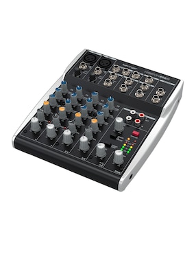 Mezcladora Behringer XENYX802S