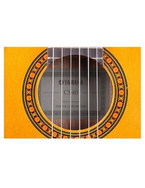 Guitarra Yamaha CS40