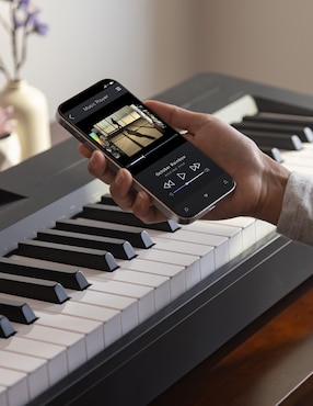 Piano Yamaha P-143BT 88 teclas