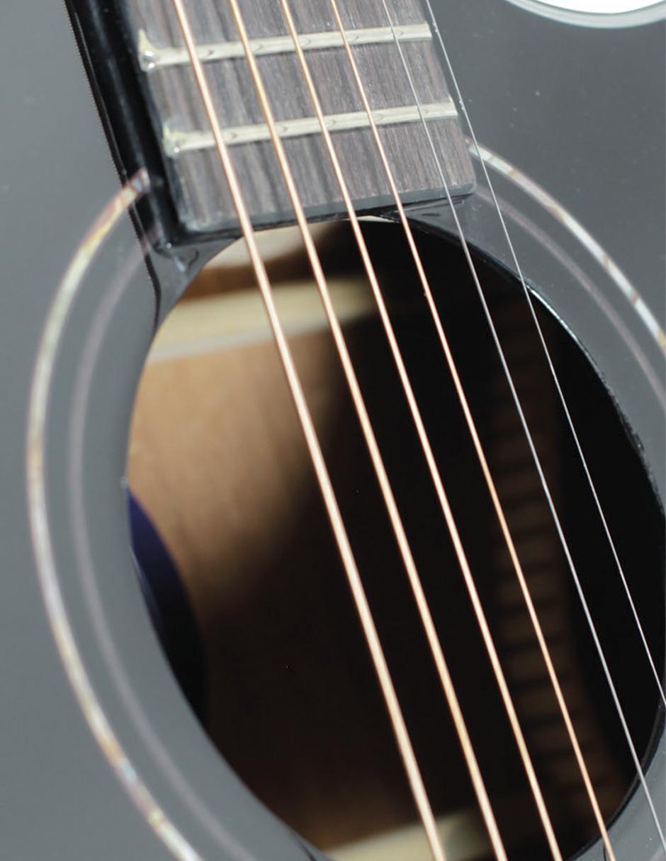 Guitarra electroacústica ga-320ceq 3