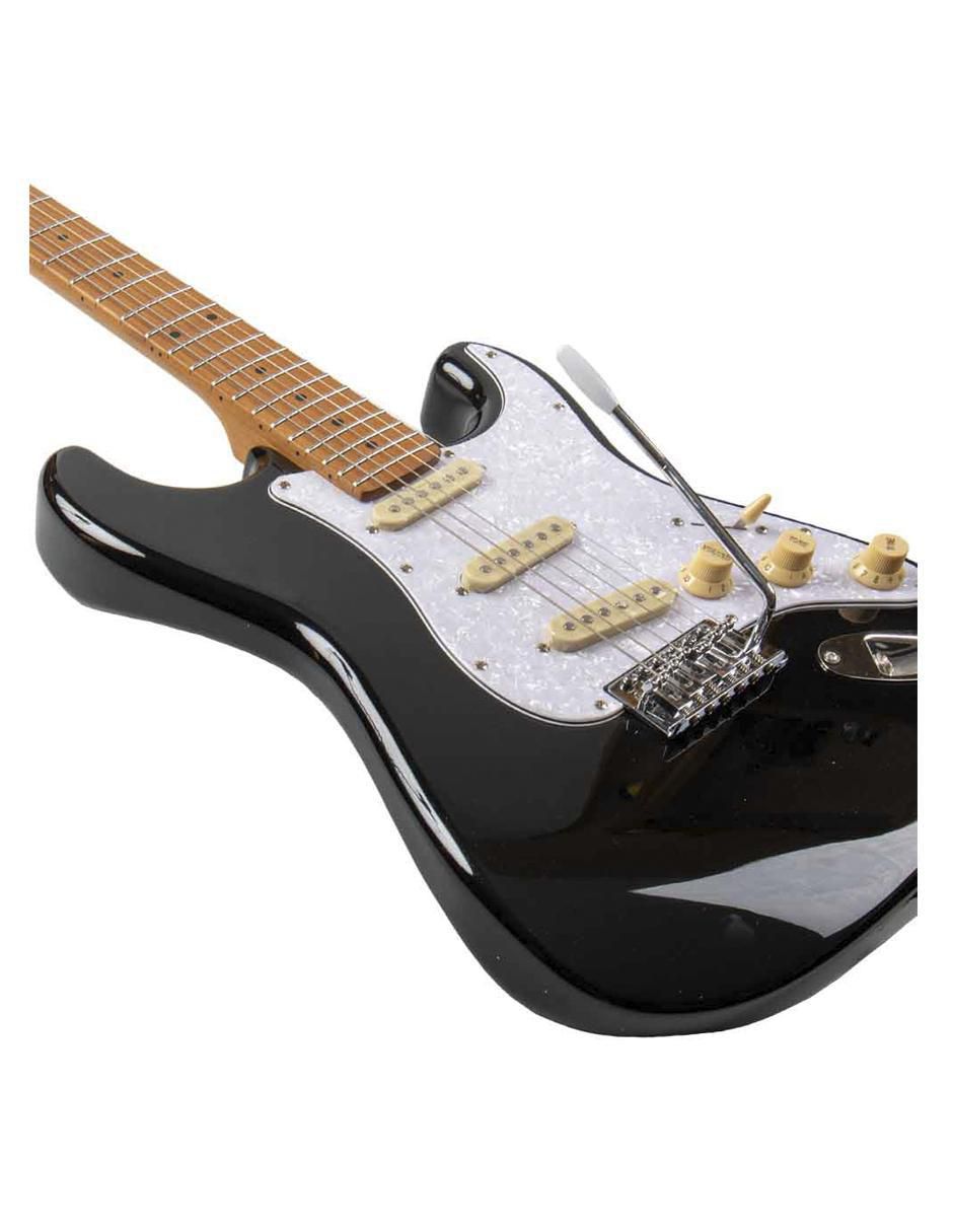 Guitarra eléctrica GE-SOLAR-SSS-BK 4